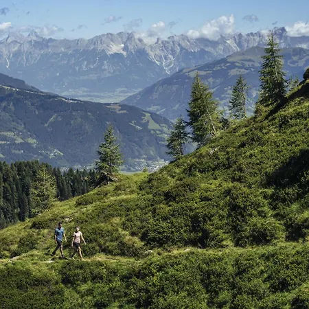 Haus Jolanda By We Rent Domek alpejski